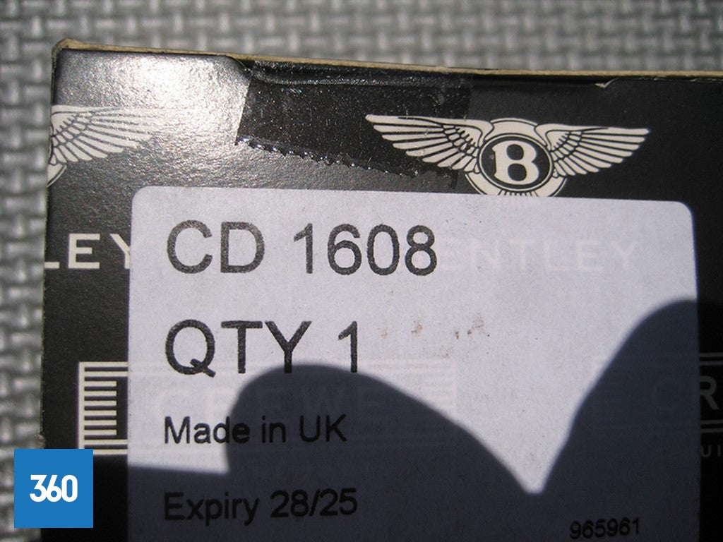 Genuine Bentley S2 S3 Cloud Rolls Royce Phantom Front Wheel Seal Kit CD1608