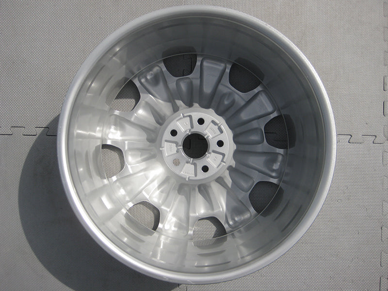 Genuine Bentley 19" Continental Light Metal 8 Spoke Alloy Wheel 3W0601025R