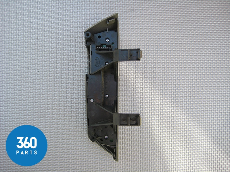Genuine Land Rover Discovery 3 Range Sport Horn Switch Right Side XPD500780