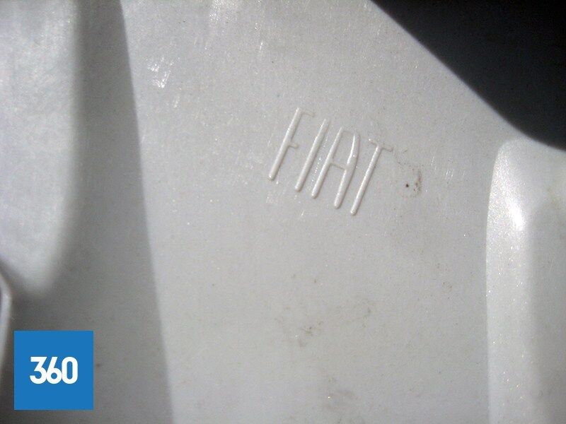 Genuine Fiat Punto 13" Silver Wheel Trim Hub Cap 46759181