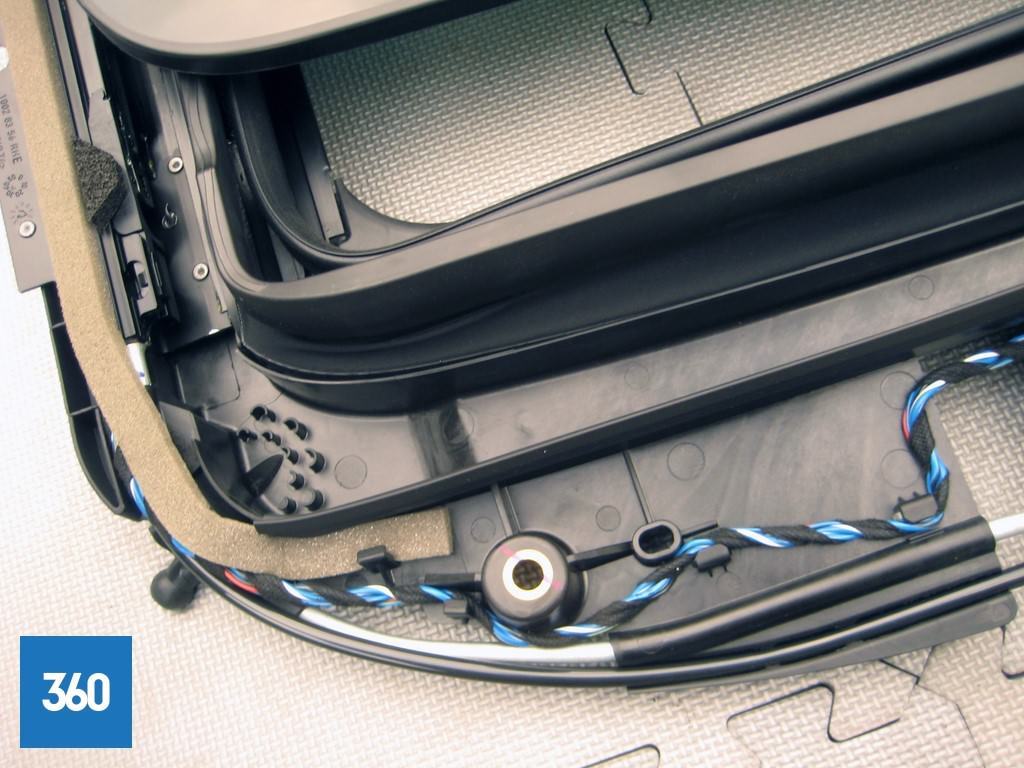 Genuine Bentley Bentayga Panoramic Roof Assembly Glass Motor 4M0877041