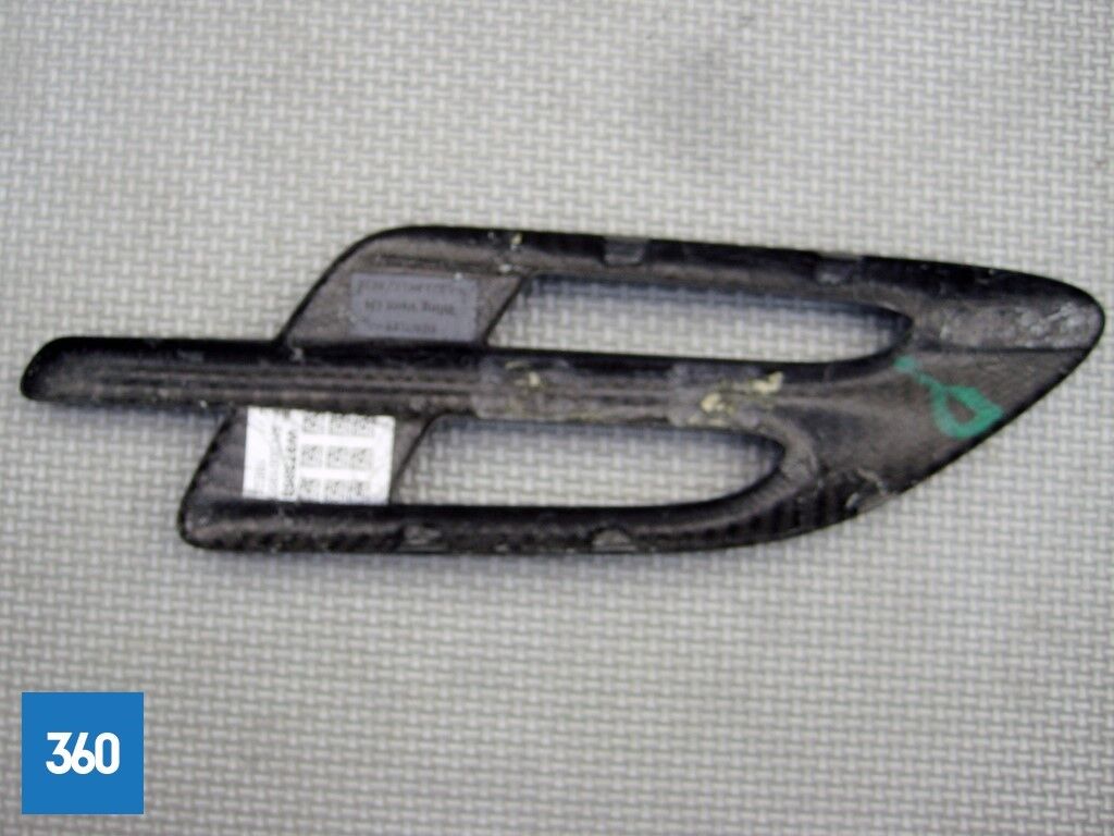 Genuine Bentley Bentayga LH NS Carbon Fibre Wing Cooling Grill 36A821941C