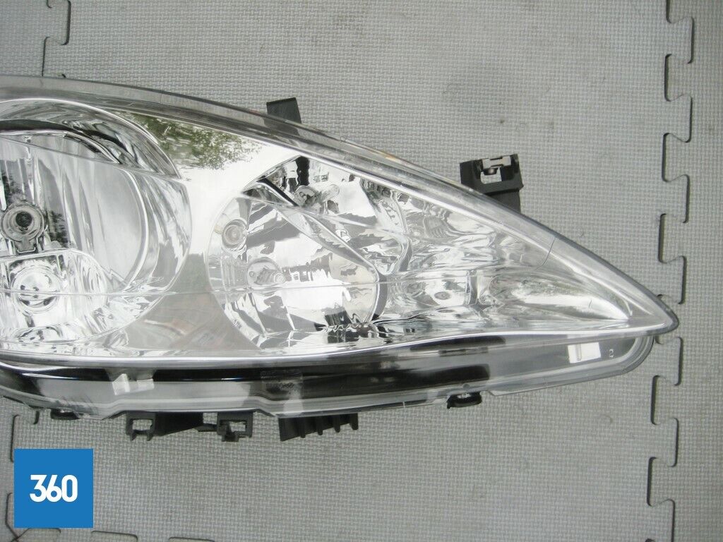 Genuine Peugeot 307 Right Hand Headlight Headlamp 6205Z4