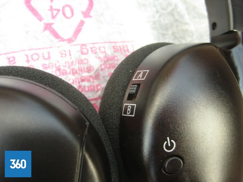 Genuine BMW Mini Infra Red Portable Dvd System Headphones 65122160479