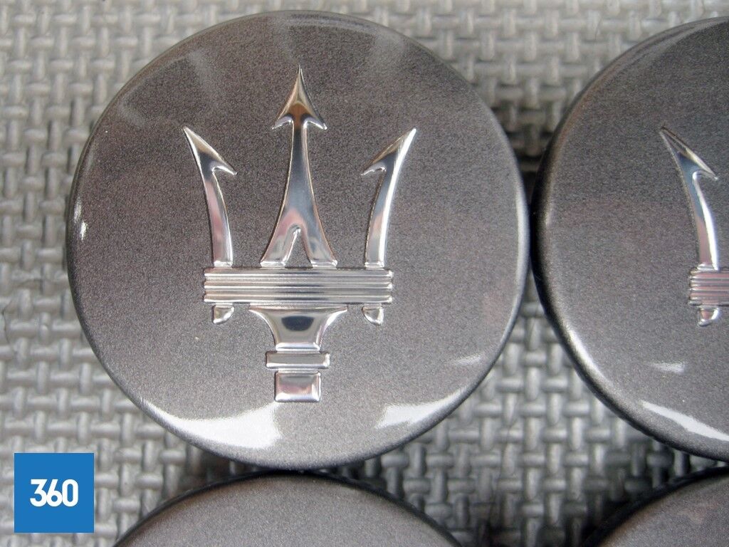Genuine Maserati Centre Cap Gloss Grey Wheel with Chrome Trident Logo 82330903