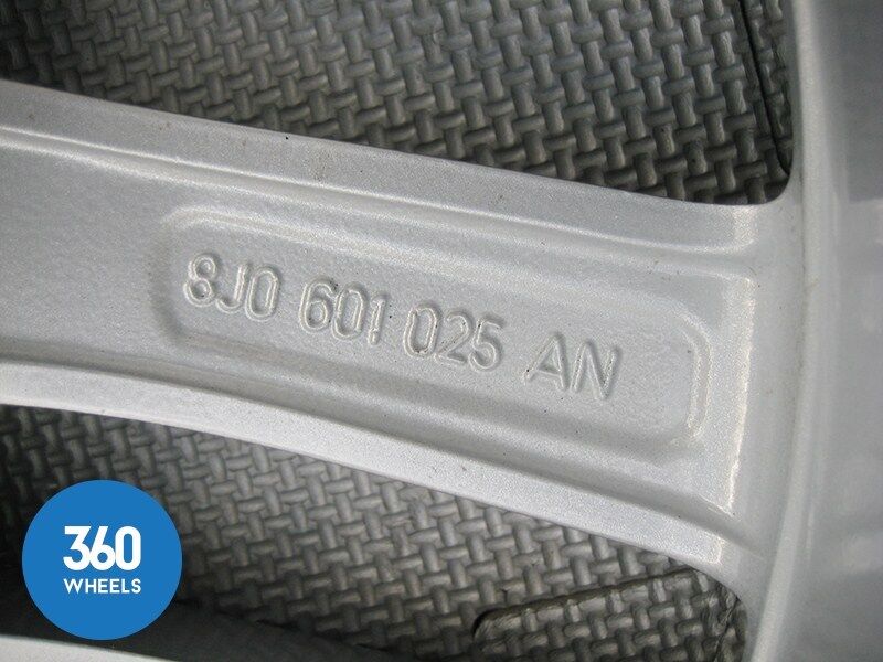 Genuine Audi TTRS 18 Double Spoke 9J Alloy Wheel 4.9mm Tyre 8J0601025AN