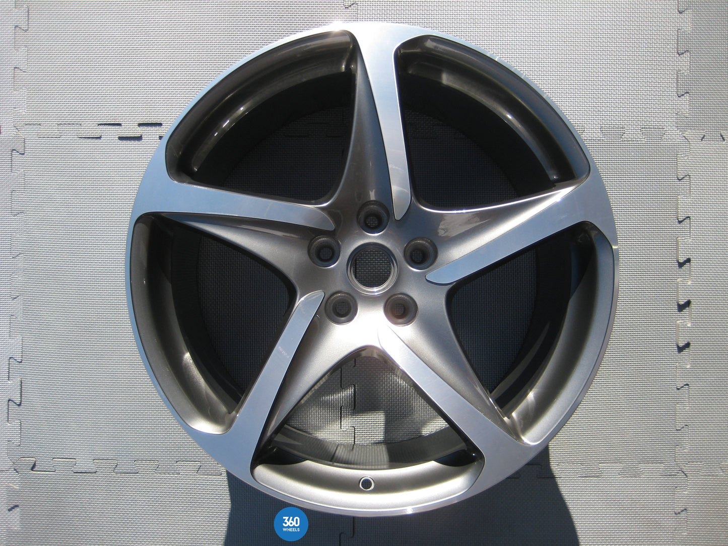 Genuine Ferrari FF 20" 10.5J Two Tone Diamanto Rear Alloy Wheel 273272 260698