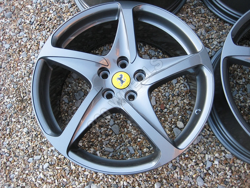 Genuine Ferrari FF 20" 5 Spoke Gunmetal Grey Alloy Wheels 260698 260697
