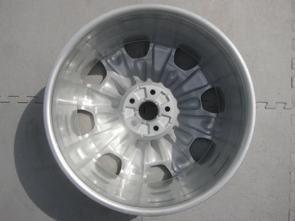 Genuine Bentley 19" Continental Light Metal 8 Spoke Alloy Wheel 3W0601025R