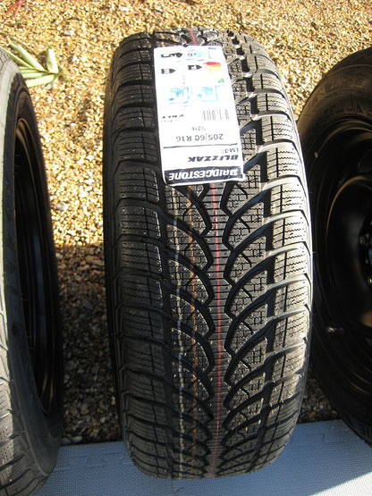 Genuine BMW 16" 3 & 4 Series Steel Alloy Wheel Winter Bridgestone RSC Tyres Set