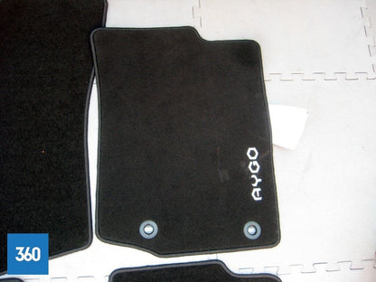 Genuine Toyota Aygo Carpet Floor Mats 2014-2017 Anthracite Pz410-90356-Fa