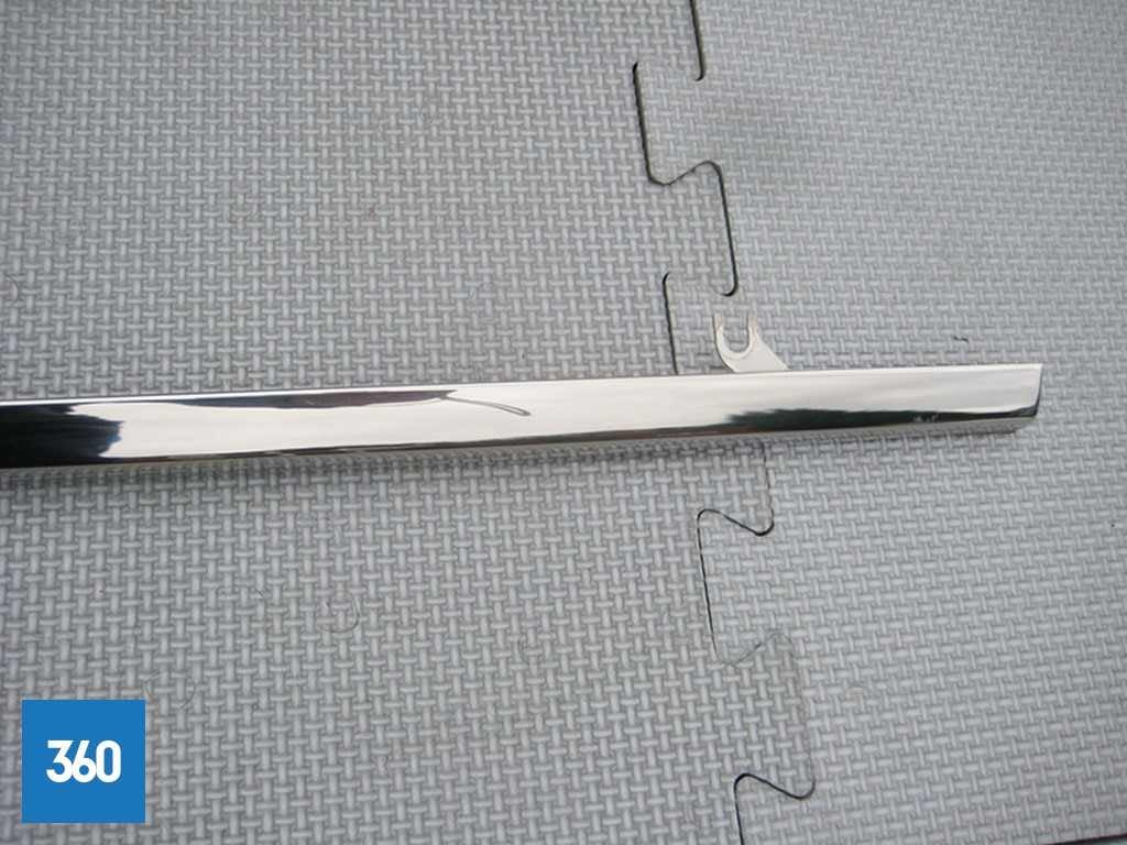 Genuine Bentley Continental GT GTC RH Door Trim Strip For Waistline Chrome 3W7853768C