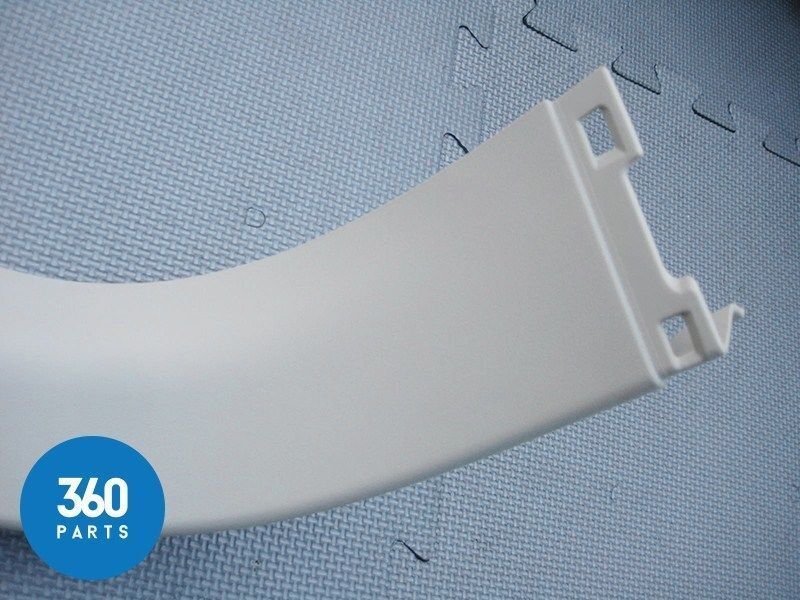 Genuine Land Rover Freelander 2 Tailgate Window Lh Trim Ivory LR009715