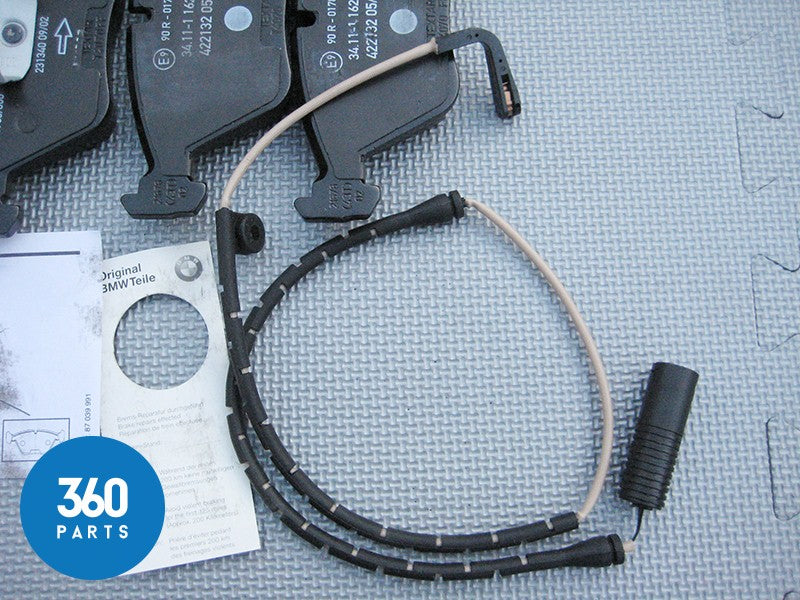 BMW E39 5 Series Front Brake Pads Repair Kit With Sensor 34116761277