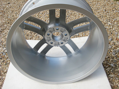 Genuine Audi A7 A8 19 5 Twin Spoke S Line Alloy Wheel 4H0601025R 4H 4Ga