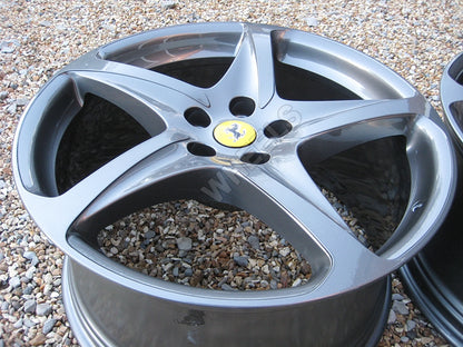 Genuine Ferrari FF 20" 5 Spoke Gunmetal Grey Alloy Wheels 260698 260697