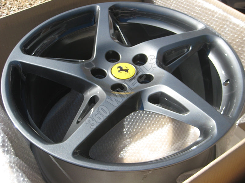 Genuine Ferrari 20" 458 Italia Spider Alloy Wheel Set Grey 262892 262893 258156
